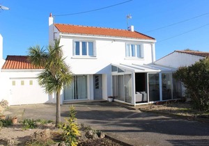 L'Epine center, a family house near the beach, 10 people