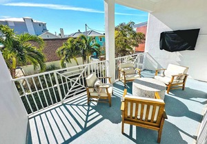 La Tortuga Historic Downtown Pass A Grille St Pete Beach 4
