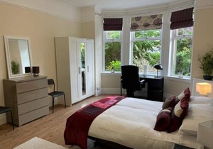 Lade Braes 3 Bed Apartment Central St Andrews