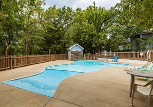 Lake Lodge B - Resort Next to Silver Dollar City!