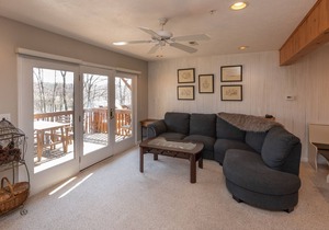 Lakefront Townhouse #33 w/Hot Tub, 2 Gas Fireplaces, & Foosball Table!