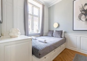 Large Apartment with Canal View in Central CPH City