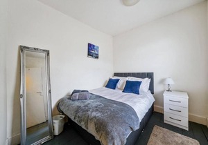 Large Cambridge House - Sleeps 10 - Amazing Location - Parking