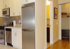 Large Furnished Luxury 1 BR Apt w Washer/Dryer in UWS One Block to Central Park