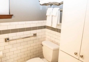 Large Home, Families + Grps, 5min Downtown