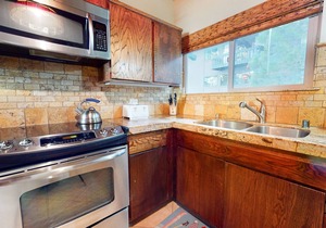 Large Home with Balcony, Near The Village! Great Family Complex Amenities