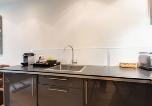 Large studio on rue du Cherche Midi