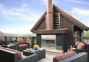 Last-Minute Savings! Penthouse with Ski-in/Ski-out Access and Private Hot Tub!