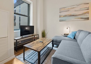 Lavish 2 Bedroom Condo Heart of Downtown with Unmatched Amenities 431