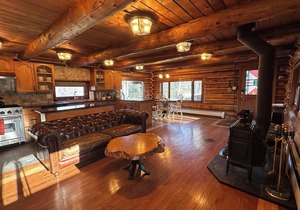 Lazy Bear Retreat at Talkeetna Lodge