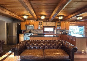 Lazy Bear Retreat at Talkeetna Lodge