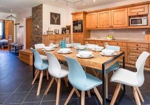 Le Paradis 25 Apartment - an apartment that sleeps 6 guests in 3 bedrooms