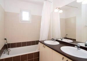 Les Hauts du Lac by Interhome