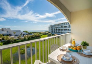 Les Terrasses de la Mer by Interhome