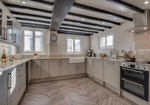 Lezayre - Three Bedroom House, Sleeps 6