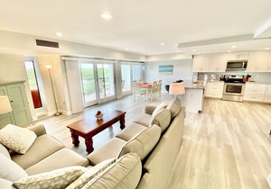 LINENS & DAILY ACTIVITIES INCLUDED! OCEANFRONT/BOARDWALK BUILDING W/ROOFTOP POOL Completely remodeled kitchen with all-new cabinets and appliances, open floor plan and eat-at counter.
