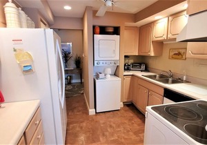LINENS & DAILY ACTIVITIES INCLUDED*! OCEANFRONT/BOARDWALK BUILDING W/ROOFTOP POOL Oceanfront living at its finest. Enjoy this 3 bedroom, 3 full bathroom unit with recent upgrades