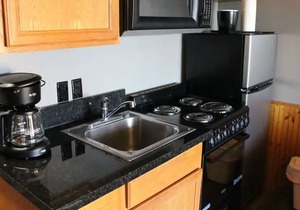 Lodge Suite Upstairs W/ Deluxe Balcony - 208