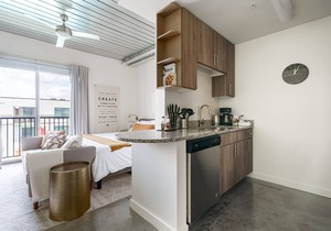 Lodgeur | Fantastic & chic studio loft | Midtown