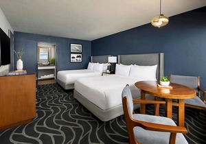 Look No More! 4 Pet-friendly Units, Bike Rentals, Pool, Direct Beach Access!