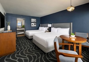 Look No More! 4 Pet-friendly Units, Bike Rentals, Pool, Direct Beach Access!