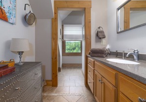 Lookout Suite - Mountain View