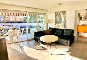 Los Ranchos Apartment