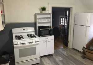 Lovely 2 BR Tremont Self Check-In