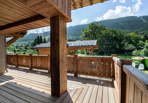 Lovely apartment in Courchevel Le Praz, close to slopes, with parking and wifi