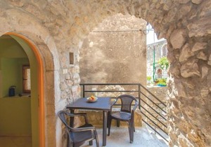 Lovely Apartment In Omisalj