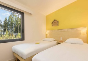 Lovely apartment in villa for 4 people with WIFI, pool, TV and terrace