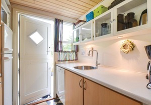 Lovely home in Ebeltoft with sauna