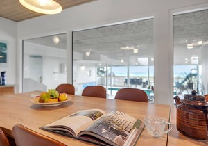 Lovely home in Ebeltoft with sauna