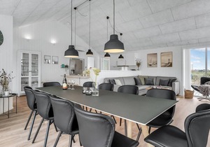 Lovely home in Harboøre with sauna