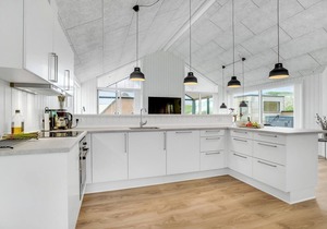 Lovely home in Harboøre with sauna