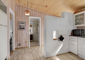Lovely home in Hvide Sande with sauna
