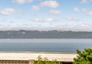 Lovely home in Knebel with sauna