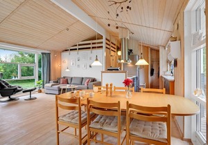 Lovely home in Rødby with kitchen