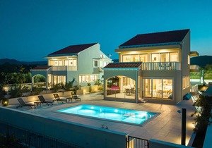 Lovely home in Sreser