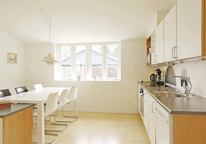 Lovely home in Svaneke with WiFi