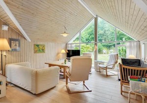 Lovely Home In Tisvildeleje With Wifi