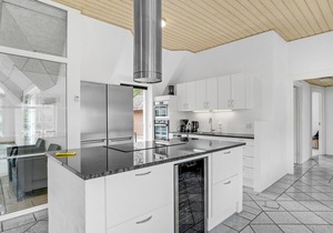 Lovely home in Ulfborg with sauna