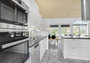 Lovely home in Ulfborg with sauna