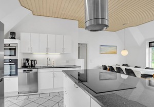 Lovely home in Ulfborg with sauna