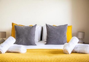 Lovely Skyline Views 2 Bedroom Apartment in Ashford