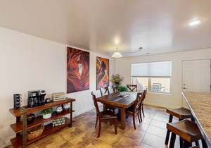 Lovely townhome near town with pool, hot tub, playground, patio & tennis