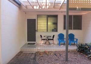 "LOYANG APARTMENT 2" in Arcadia