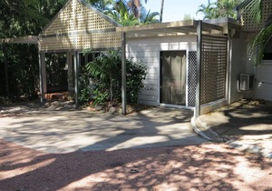 "LOYANG APARTMENT 3" in Arcadia