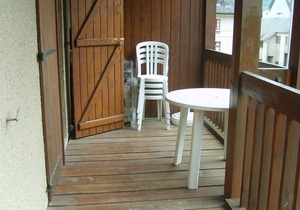 Luchon Center 1-Bedroom Apartment with South Balcony and Parking - Pets Allowed