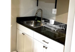 ✨Luxe 2BR In Tremont✨ Minutes to Downtown & Cleveland Hopkins Airport